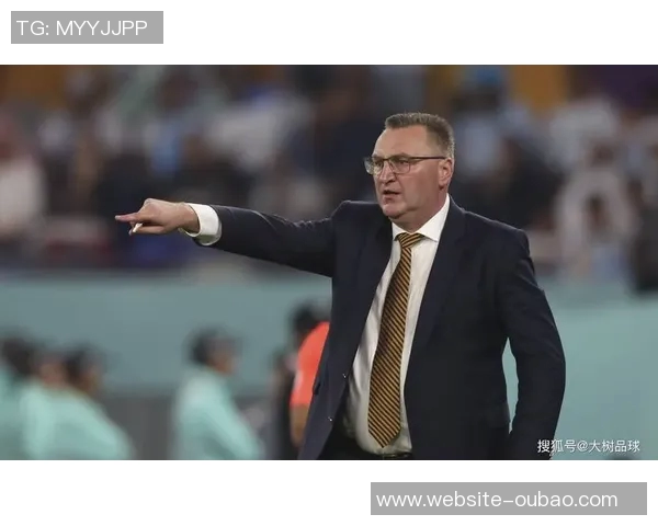 国足主帅候选人面试已进行三天结果将在本月内揭晓并计划重组